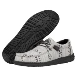 Wally - Shades Grey -Heydude Shop 40361 030 WALLYSHADES BLACK PAIRBOTTOM